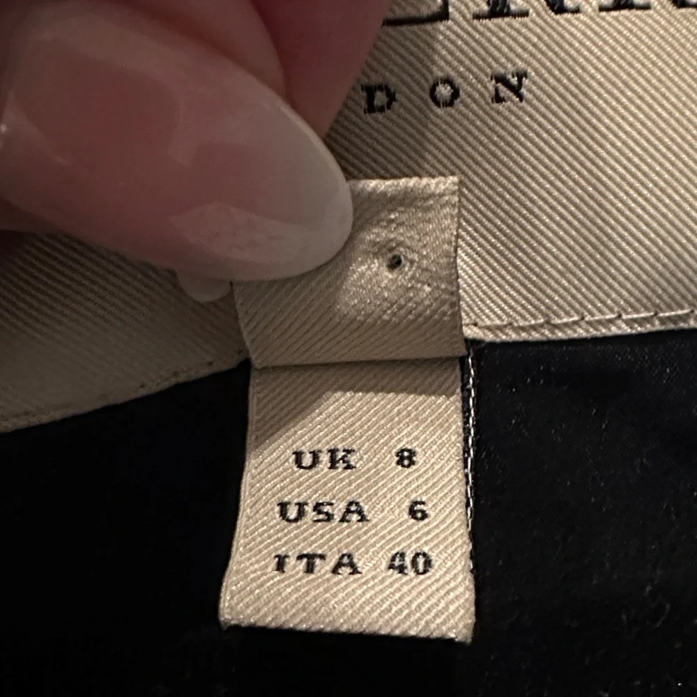 Authentic Burberry Navy Double-Breasted Coat with Black Patent Trim - Size 6 - Picture 11 of 12